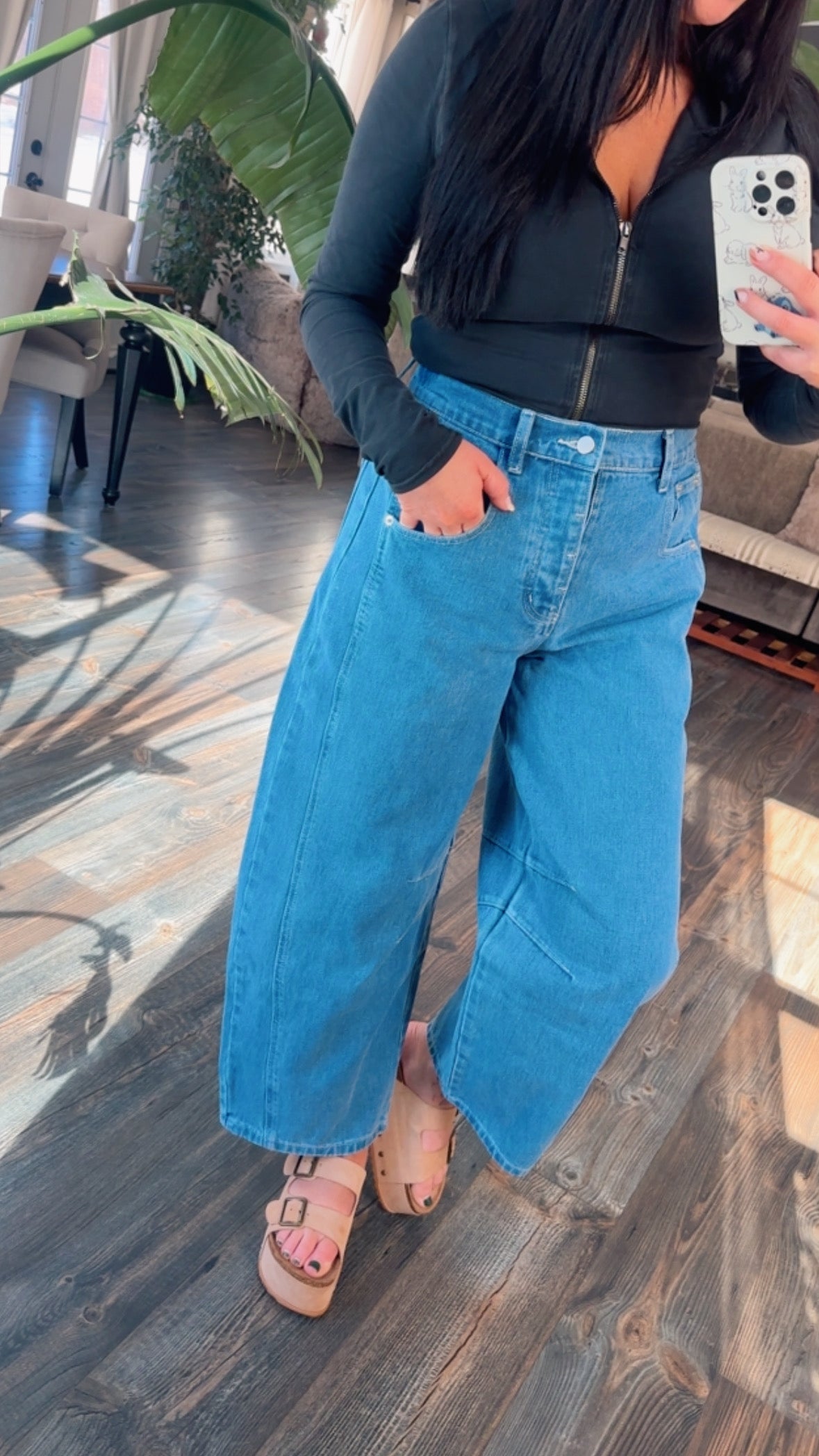 Ledger Barrel Jeans
