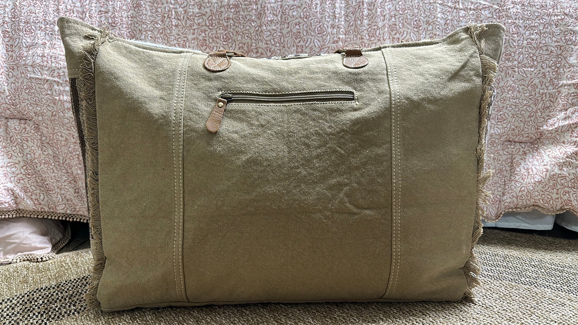 Down South Western Weekender, back